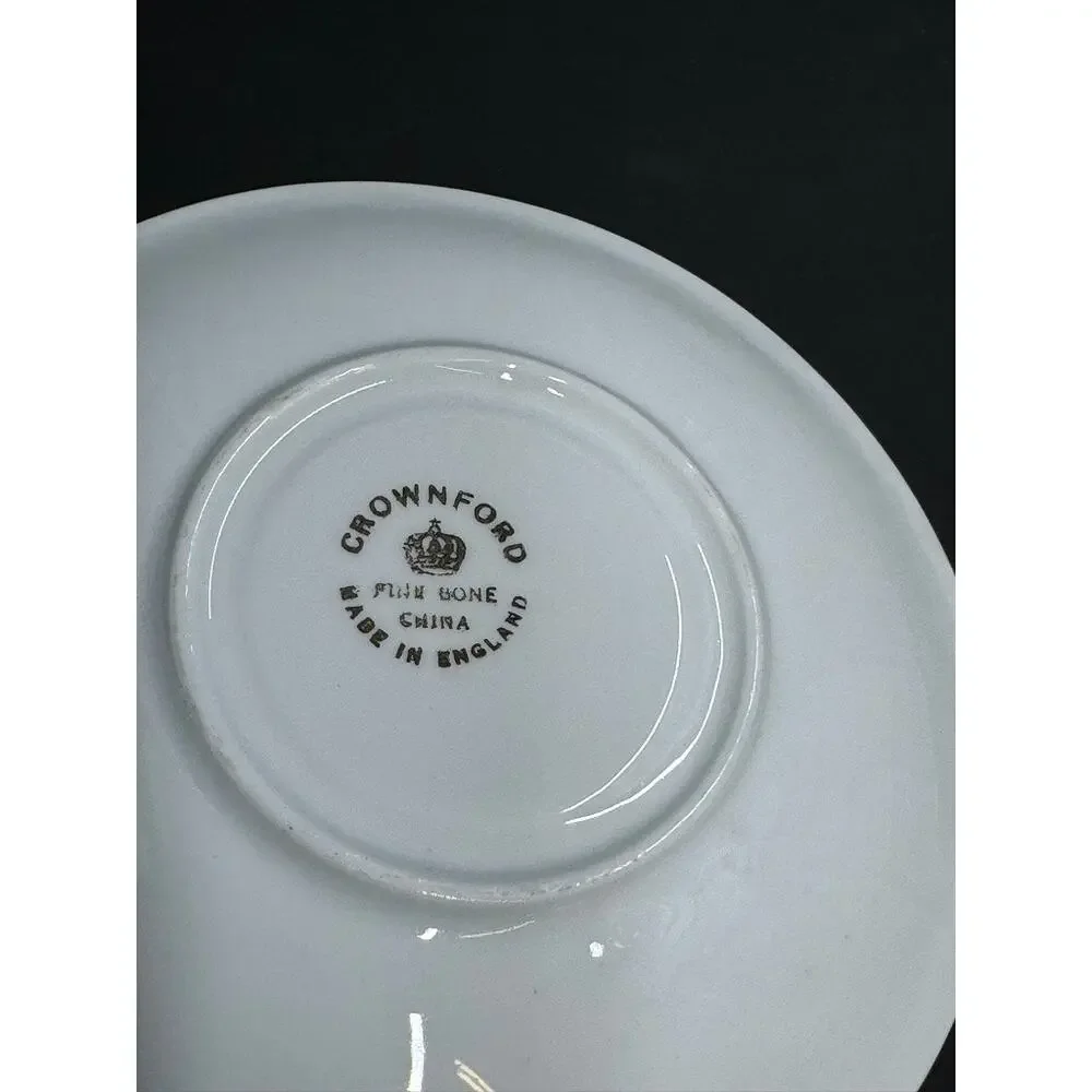 Vintage, Crown Ford, Fine Bone China, made‎ in England, Small Skinny cup